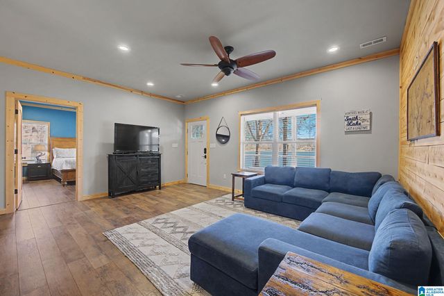 2939 COUNTY ROAD 950, Crane Hill, AL 35053