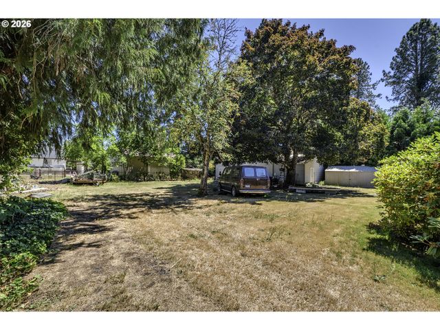 3027 RAYMOND St, Forest Grove, OR 97116