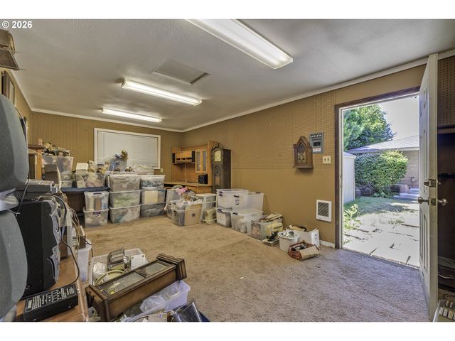 3027 RAYMOND St, Forest Grove, OR 97116