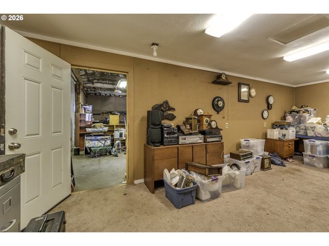 3027 RAYMOND St, Forest Grove, OR 97116
