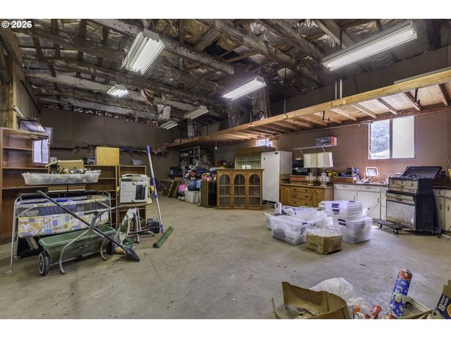 3027 RAYMOND St, Forest Grove, OR 97116