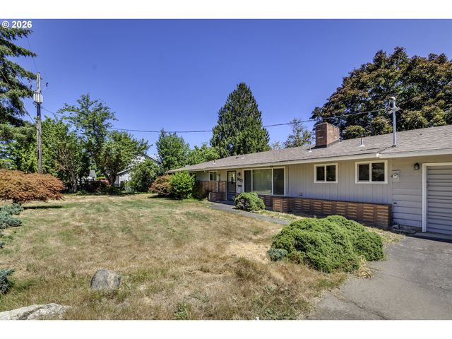 3027 RAYMOND St, Forest Grove, OR 97116