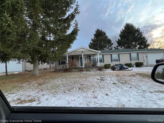 2326 Mark Street, Croswell, MI 48422