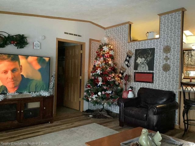 2326 Mark Street, Croswell, MI 48422