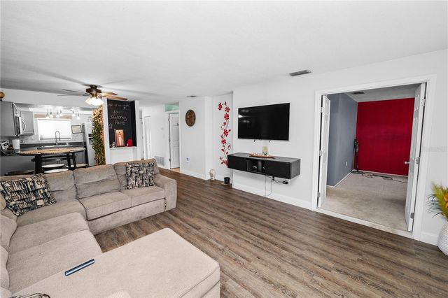 404 COUNTRY LANE NE 404, Winter Haven, FL 33881