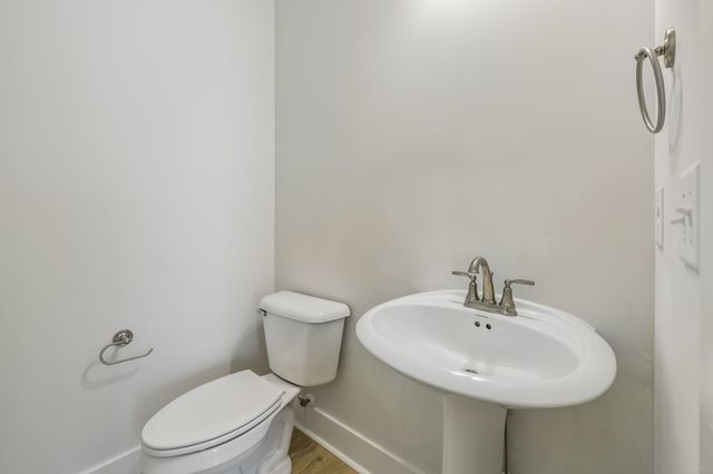 1143 Kennesaw Blvd, Gallatin, TN 37066