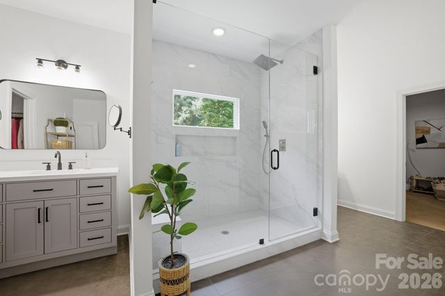 221 Logan Crossing Drive, Davidson, NC 28036