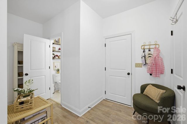 221 Logan Crossing Drive, Davidson, NC 28036