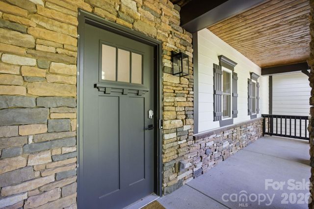 221 Logan Crossing Drive, Davidson, NC 28036