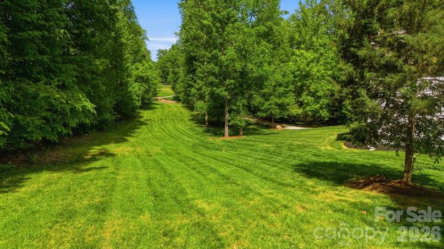 221 Logan Crossing Drive, Davidson, NC 28036