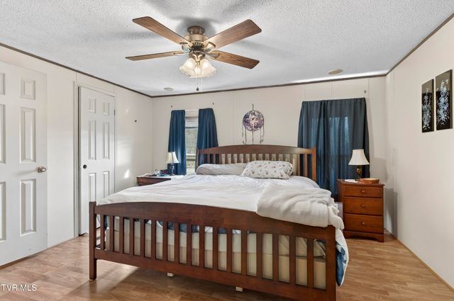 2122 Wren Lane, Marion, VA 24354