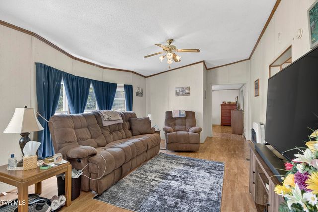 2122 Wren Lane, Marion, VA 24354
