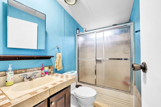 2236 Old Jolly Bay Road, Freeport, FL 32439