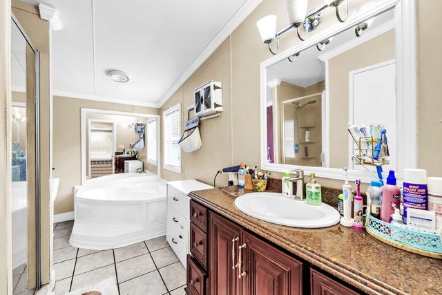 2236 Old Jolly Bay Road, Freeport, FL 32439