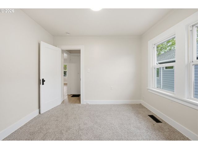 3134 Se 21ST Ave, Portland, OR 97202