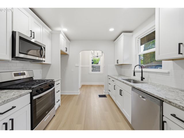 3134 Se 21ST Ave, Portland, OR 97202