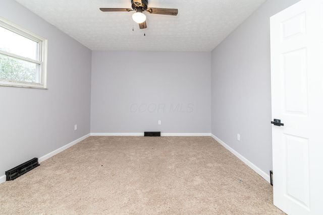170 Jefferson Avenue, Ashville, OH 43103