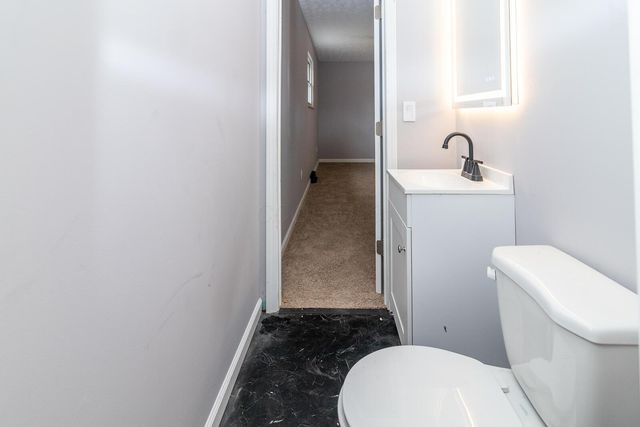 170 Jefferson Avenue, Ashville, OH 43103