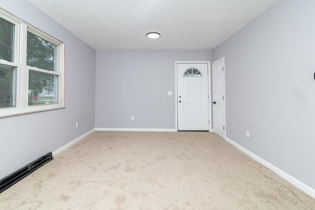 170 Jefferson Avenue, Ashville, OH 43103