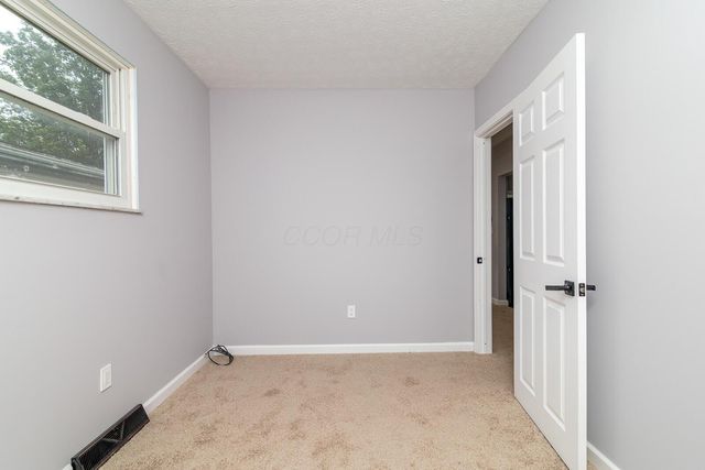 170 Jefferson Avenue, Ashville, OH 43103