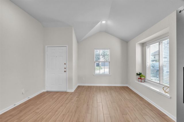 5010 Rue Dela Croix Drive N, Katy, TX 77493