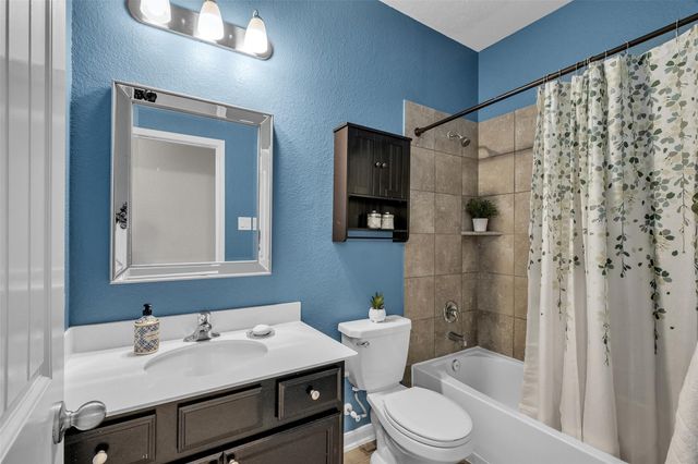 5010 Rue Dela Croix Drive N, Katy, TX 77493