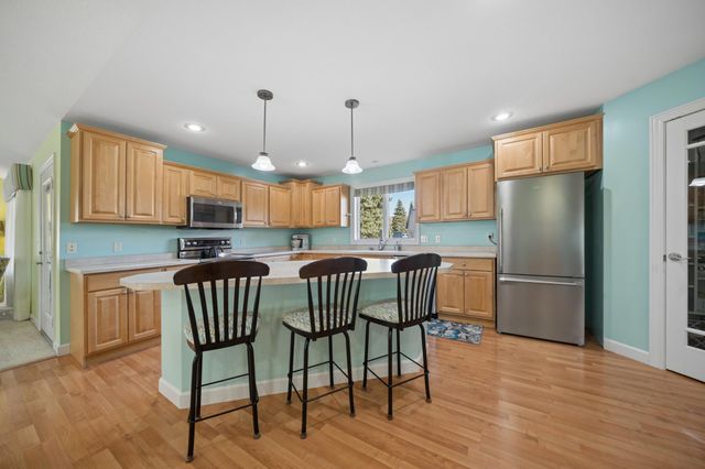 152 Shamrock Drive, Mankato, MN 56001