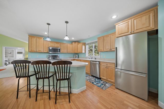 152 Shamrock Drive, Mankato, MN 56001