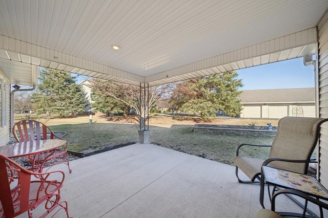 152 Shamrock Drive, Mankato, MN 56001