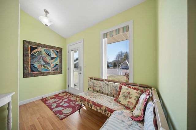 152 Shamrock Drive, Mankato, MN 56001