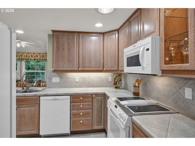 87629 WOODMERE, Florence, OR 97439