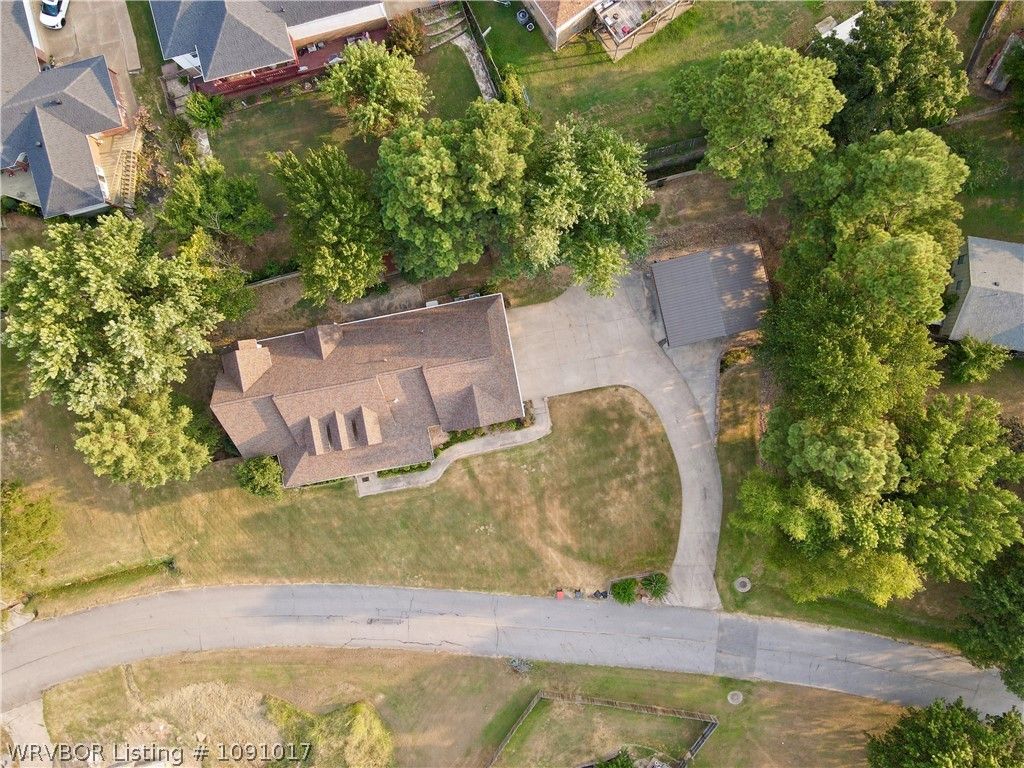 913 Azure Hills Drive 913 Azure Hills Drive