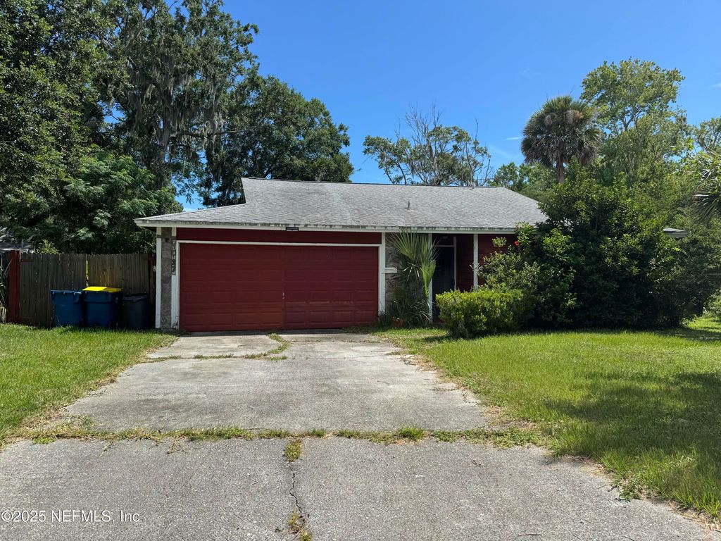 1027 CYPRESS LANDING Court, Jacksonville, FL 32233