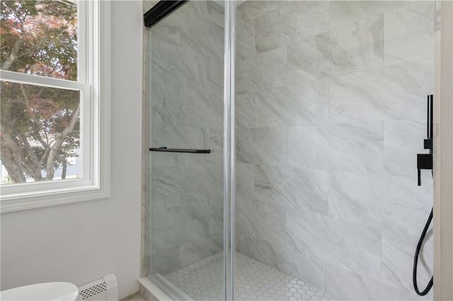 25 Stoneham Street, Cranston, RI 02920