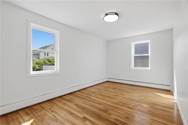 25 Stoneham Street, Cranston, RI 02920