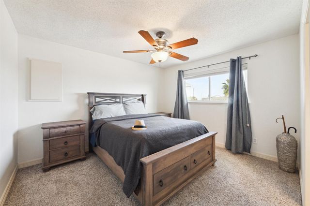 223 Easterly Drive, Tiki Island, TX 77554