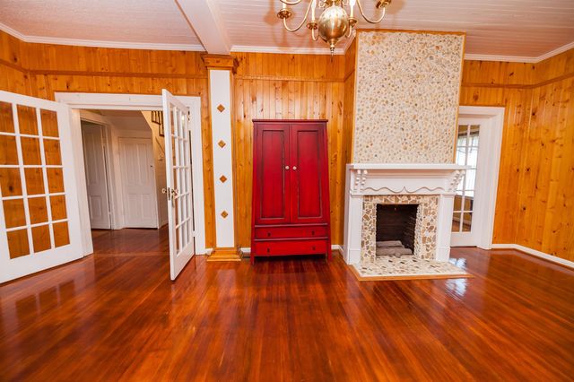 5300 S Main Street, Cowpens, SC 29330