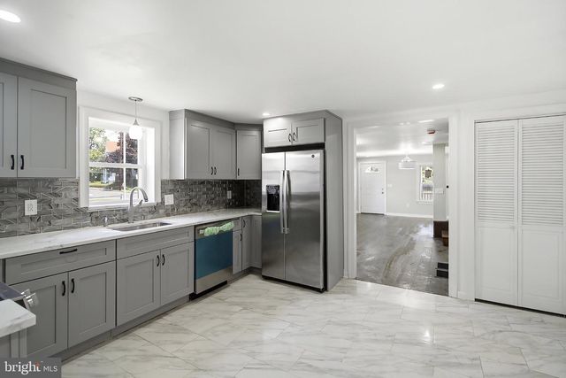 2589 YARDVILLE HAMILTON SQUARE RD, Hamilton, NJ 08690