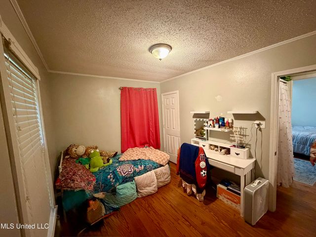 2006 11th Street, Pascagoula, MS 39567