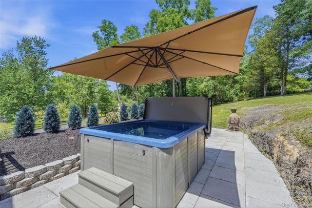 588 Linderman Avenue Extension, Kingston, NY 12401