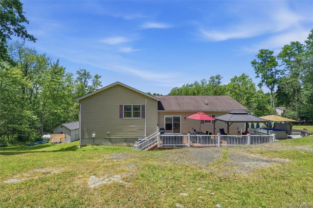 588 Linderman Avenue Extension, Kingston, NY 12401
