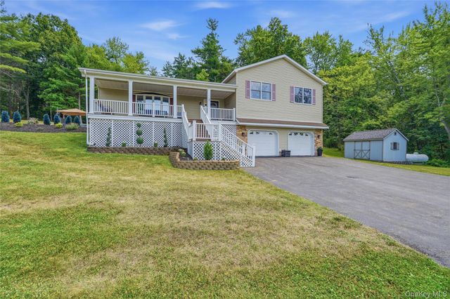 588 Linderman Avenue Extension, Kingston, NY 12401
