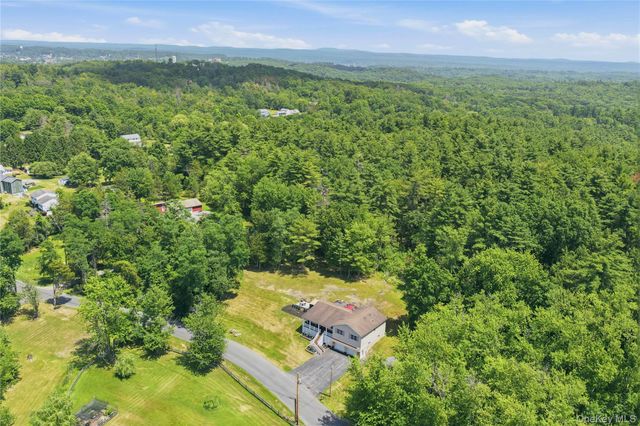 588 Linderman Avenue Extension, Kingston, NY 12401