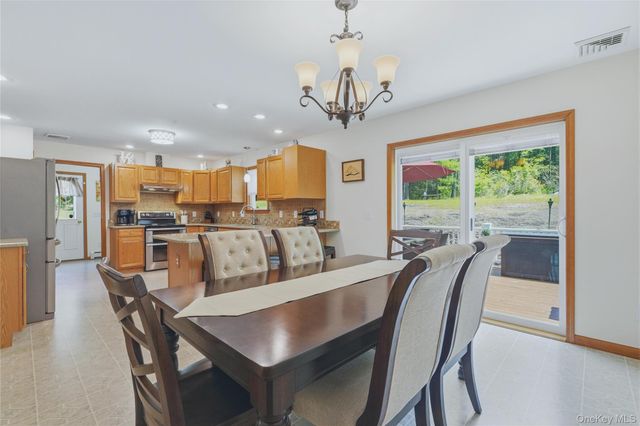588 Linderman Avenue Extension, Kingston, NY 12401
