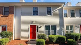 250 Mill Creek Place, Roswell, GA 30076