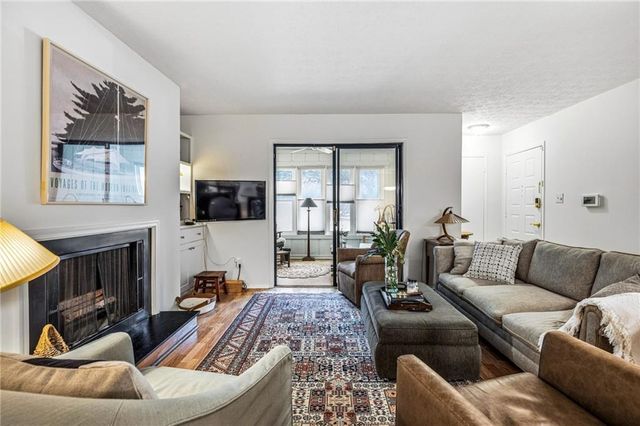 1003 Summit North Drive NE 1003, Atlanta, GA 30324