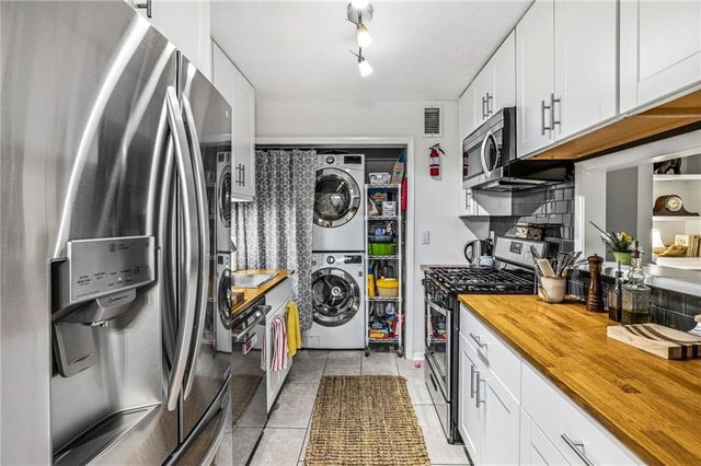 1003 Summit North Drive NE 1003, Atlanta, GA 30324