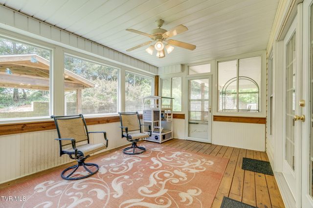 490 Cockatiel Road, Limestone, TN 37681