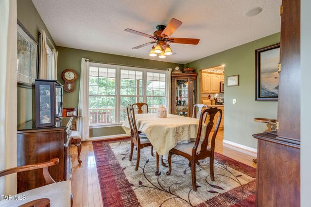 490 Cockatiel Road, Limestone, TN 37681