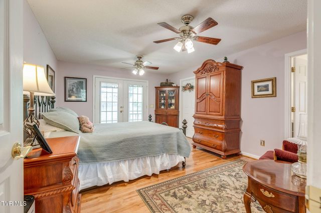 490 Cockatiel Road, Limestone, TN 37681